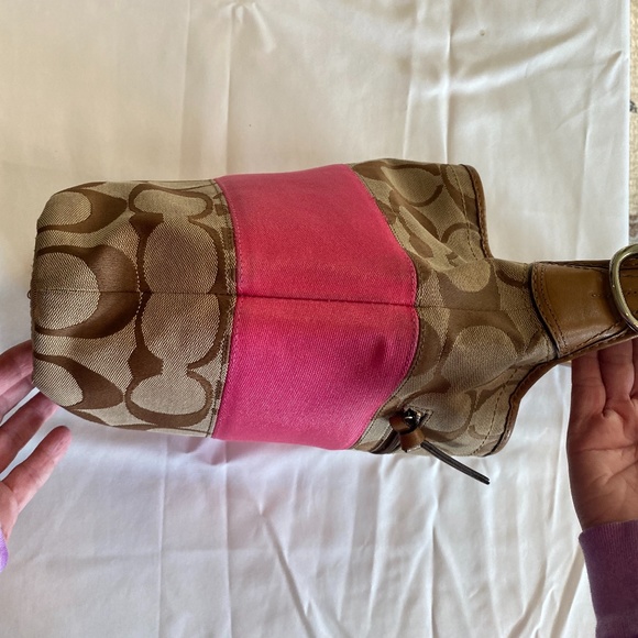 Coach brown and pink purse - Picture 5 of 9